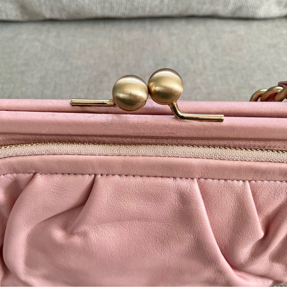 Vintage Coach Parker Handbag with Kiss Lock in Pearl Pink Leather - Picture 11 of 11